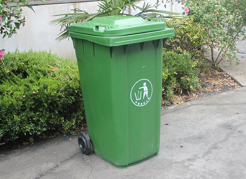 林輝240L特厚上掛車?yán)?jpg 林輝240L特厚上掛車?yán)?jpg