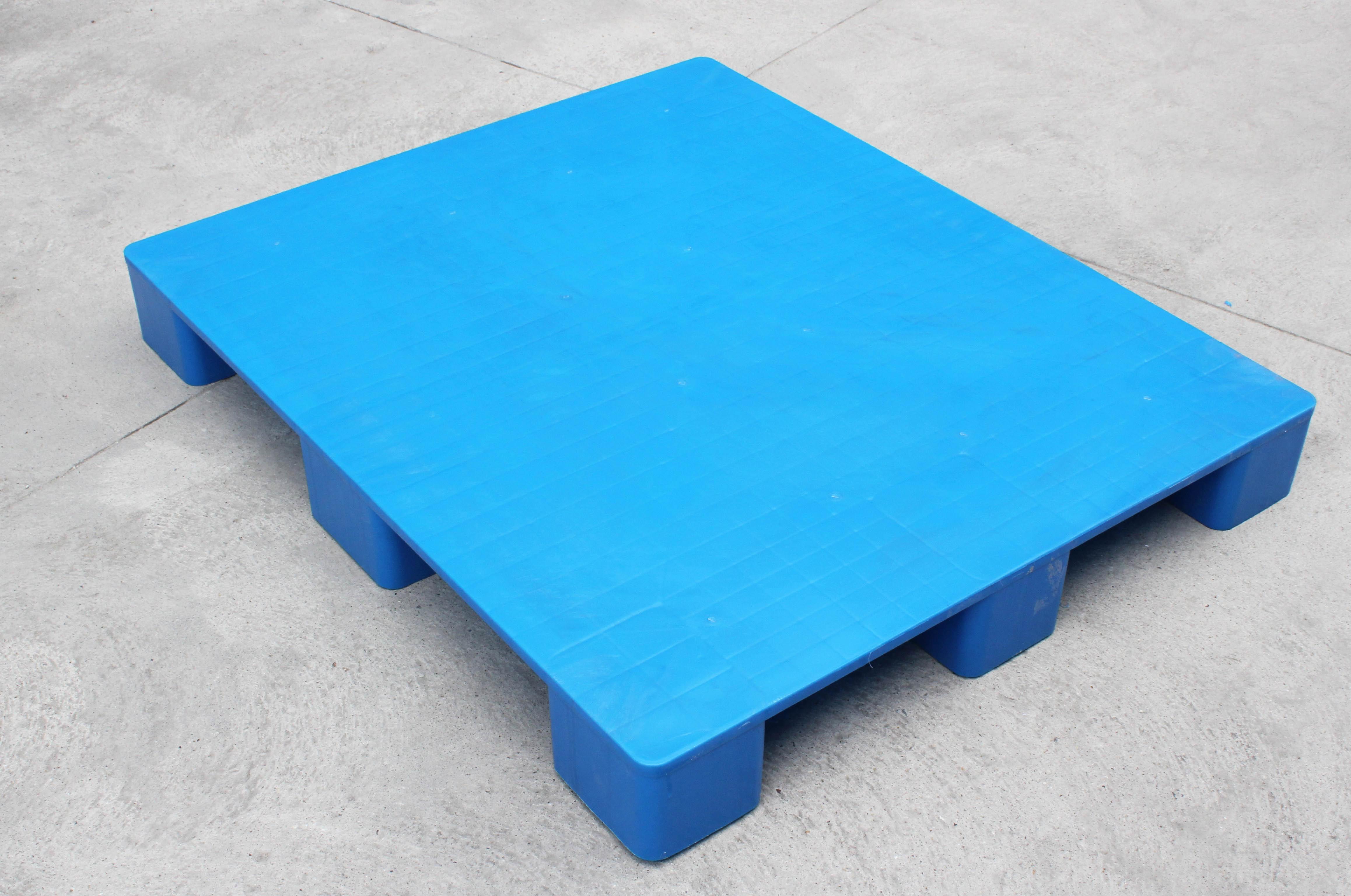 如何根據(jù)溫度選擇合適的冷庫塑料托盤！