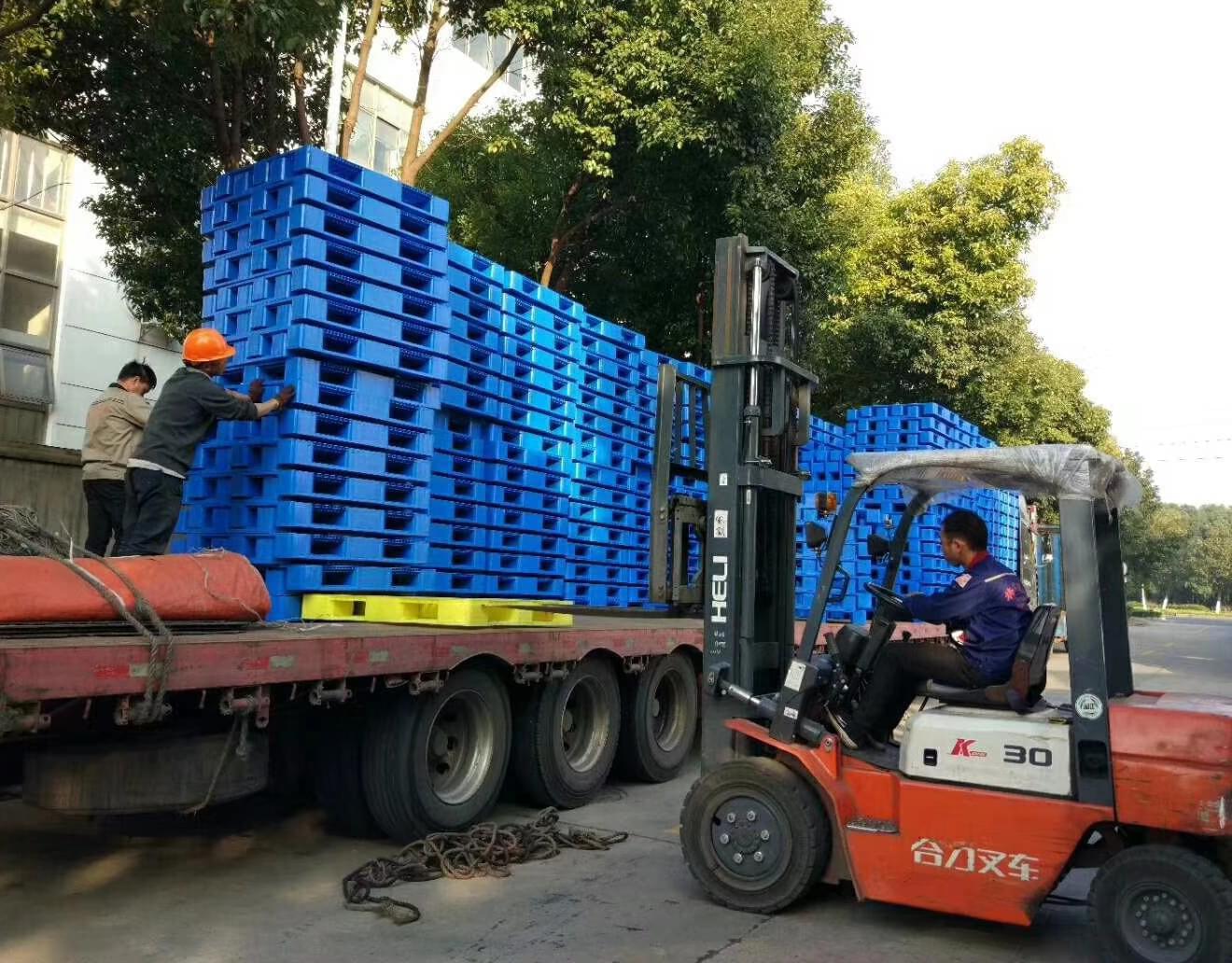 初次購(gòu)買塑料托盤，有哪些注意事項(xiàng)？