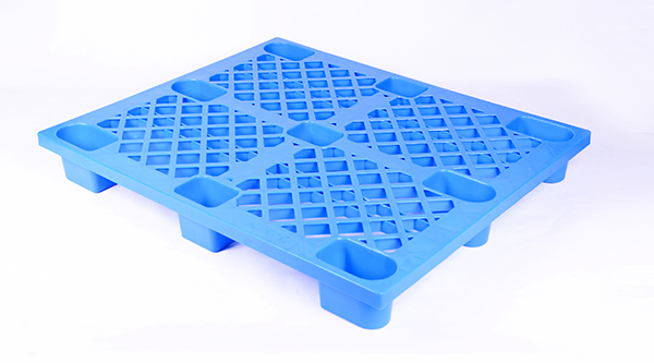 雨季來臨，倉庫怎么能少了塑料托盤？